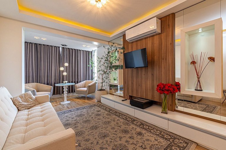 Rosa Apartamento Parque da Vinícola 302
