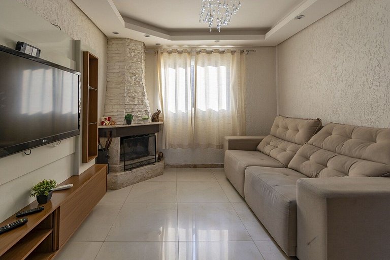 Rosa Casa Geminada Villa Mariana 01