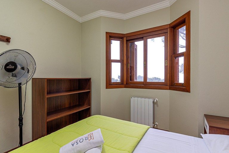 Rosa Apartamento Mont Serrat 210
