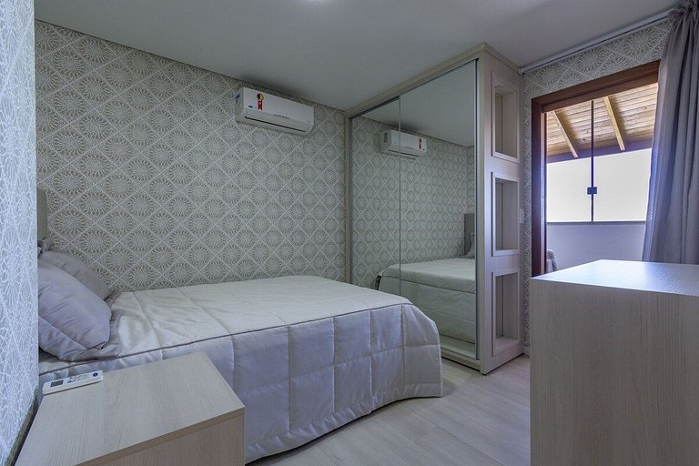 Rosa Apartamento Solar da Encosta 504
