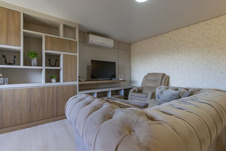 Rosa Apartamento Solar da Encosta 504