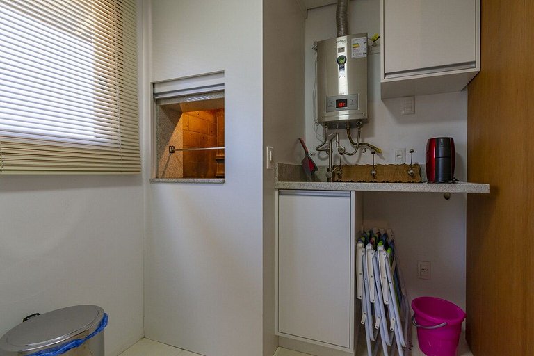 Rosa Apartamento Solar da Encosta 504