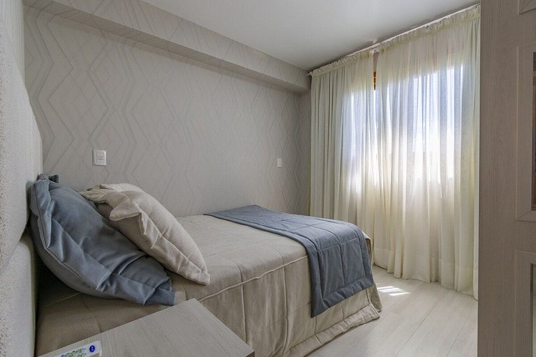 Rosa Apartamento Solar da Encosta 504