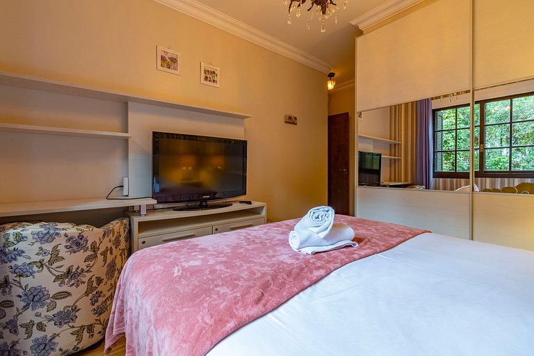Rosa Apartamento KnorrVille 205 B
