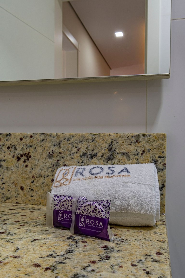 Rosa Apartamento Campos de Canela 305 A