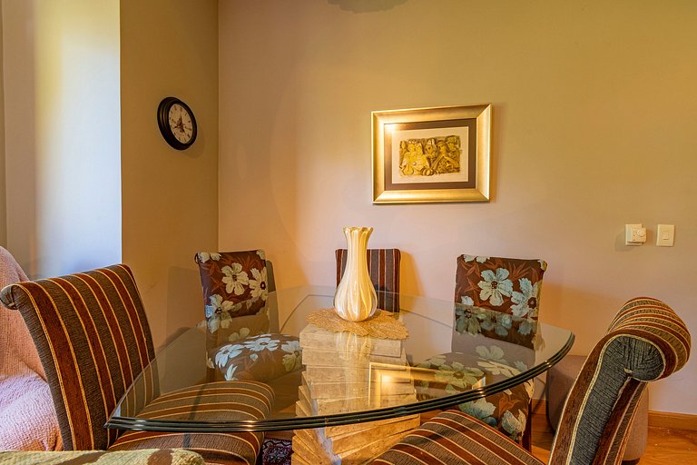 Rosa Apartamento KnorrVille 403 C