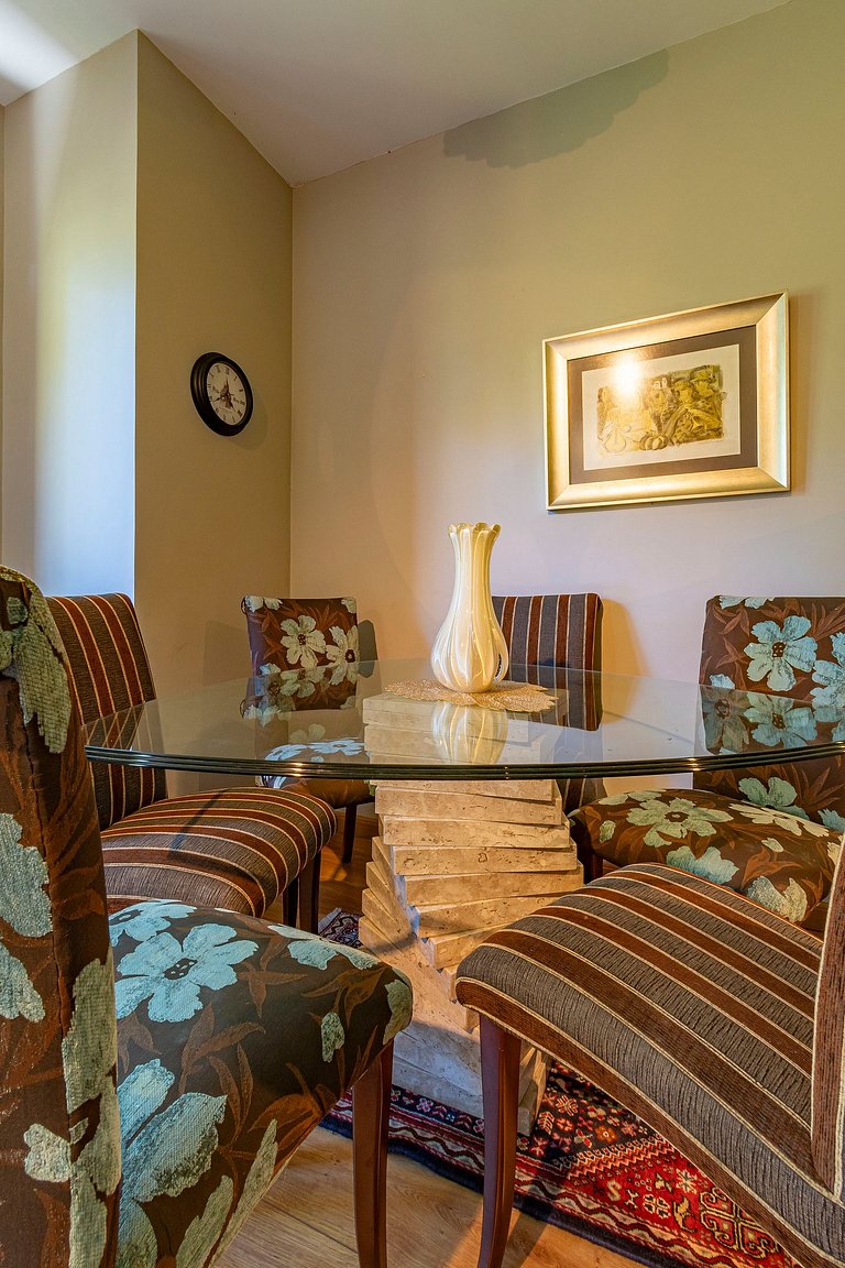 Rosa Apartamento KnorrVille 403 C