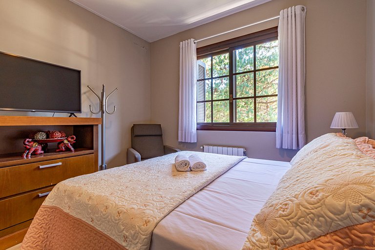 Rosa Apartamento KnorrVille 403 C