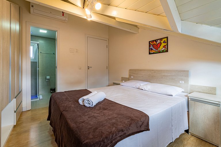 Rosa Casa Geminada Villa Mariana 03