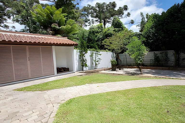 Rosa casa Jardim da Serra