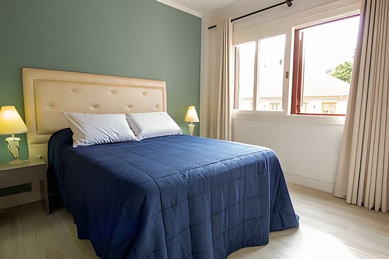 Rosa Apartamento na Rua Coberta 302