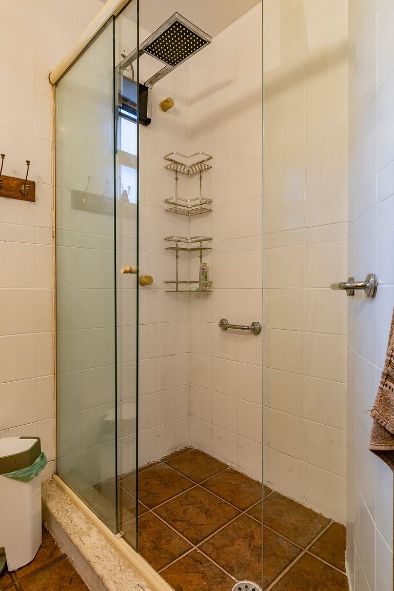 Rosa Apartamento vale Real 202