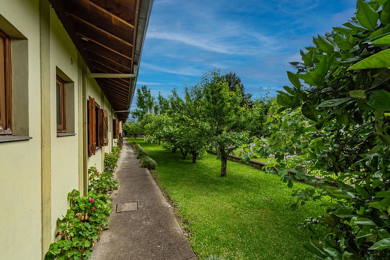 Rosa Casa Serena 5 Suítes Gramado