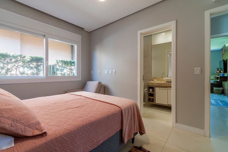 Rosa Casa 4 suítes Condomínio Enseada Xangri-Lá
