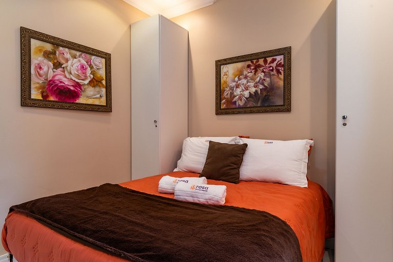 Rosa Apartamento Jardim dos Lagos 504