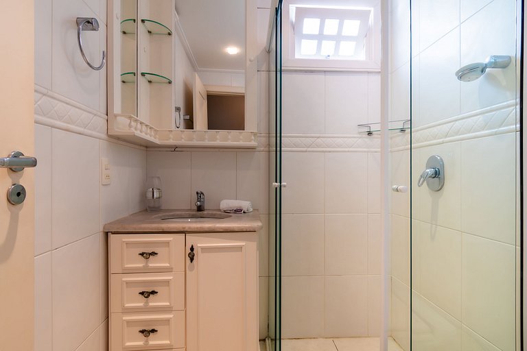 Rosa Apartamento Vale do Quilombo 203