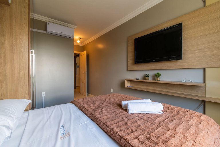 Rosa Apartamento Vale do Quilombo 203