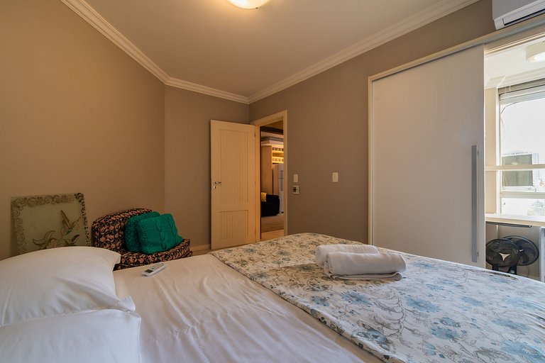 Rosa Apartamento Vale do Quilombo 203