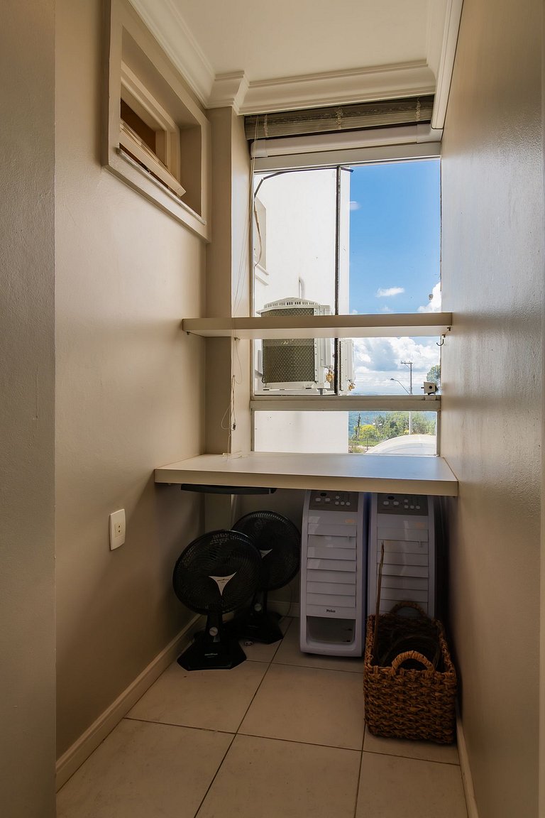 Rosa Apartamento Vale do Quilombo 203