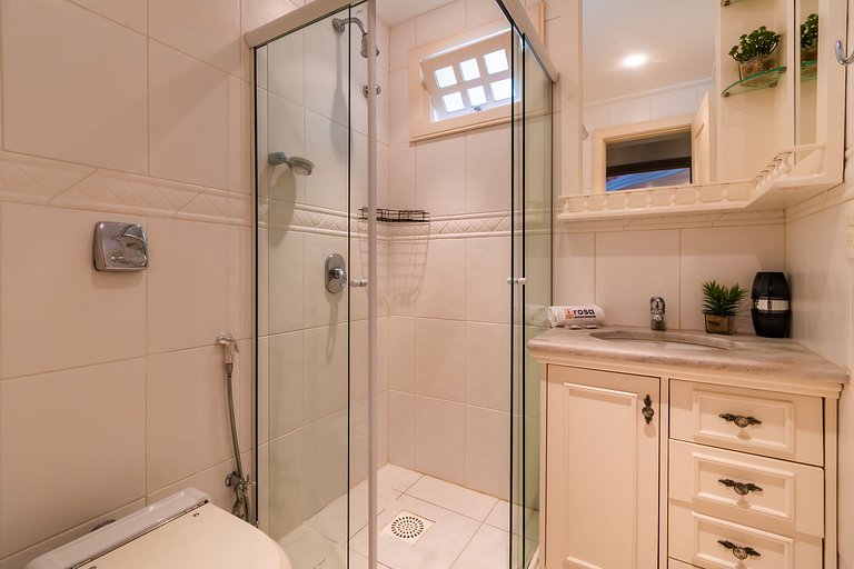 Rosa Apartamento Vale do Quilombo 203