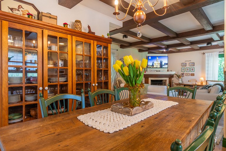 Rosa Casa Lago Negro