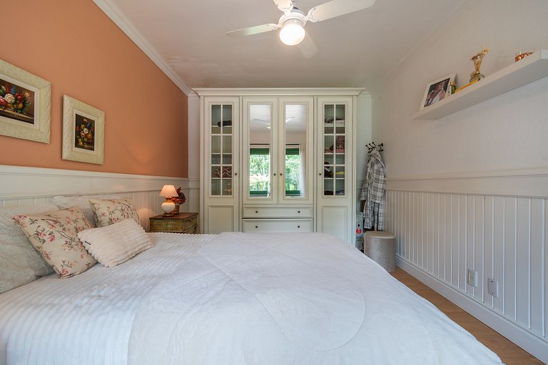 Rosa Casa Lago Negro