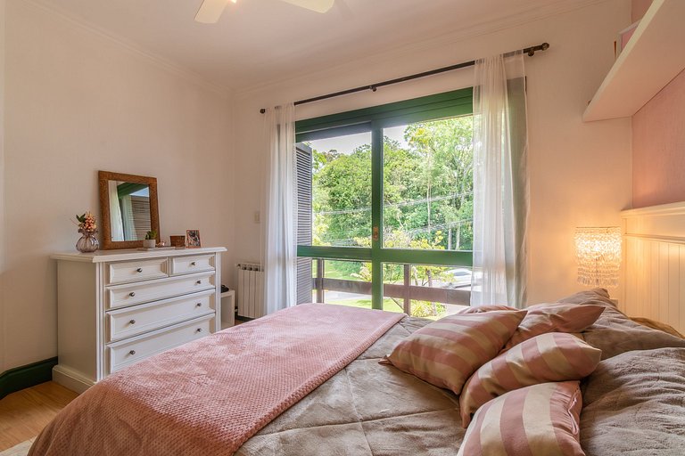 Rosa Casa Lago Negro