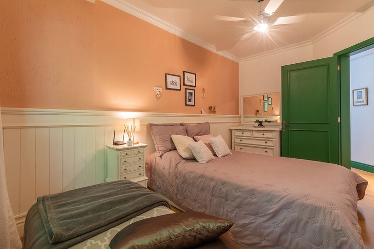 Rosa Casa Lago Negro