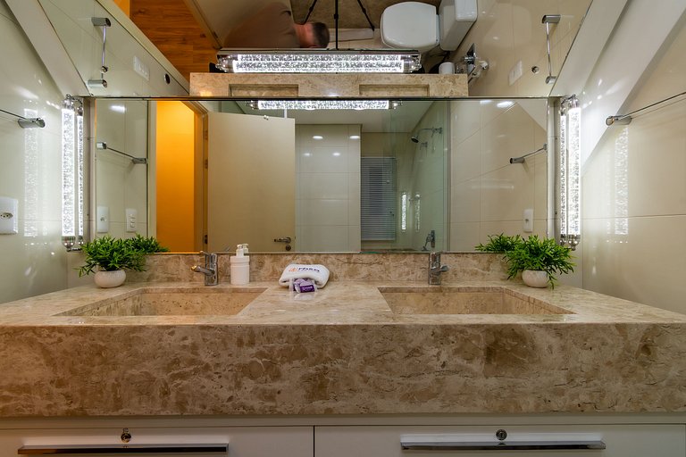 Rosa Apartamento Homelland 501