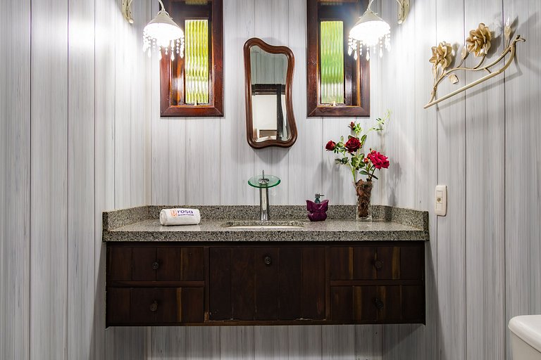 Rosa Sua Casa de Campo pertinho do Centro