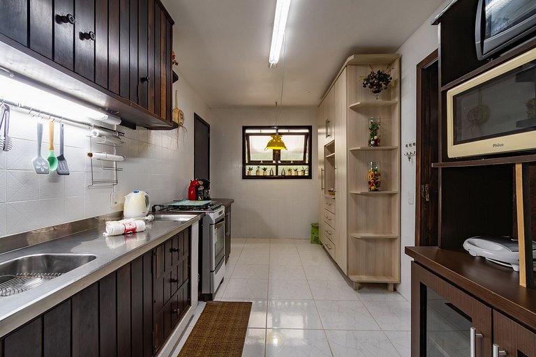 Rosa Sua Casa de Campo pertinho do Centro