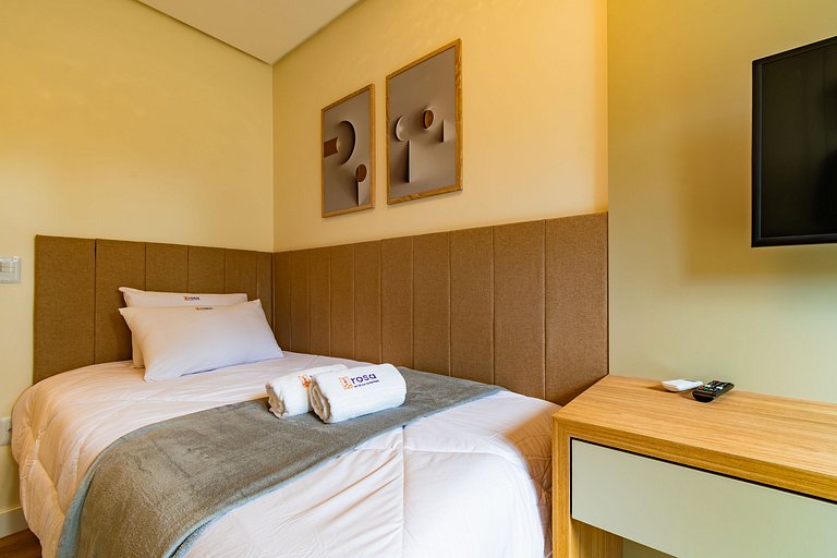 Rosa Aconchego – Novo, Bem Localizado, Família