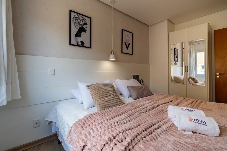 Rosa Apartamento com piscina para até 8 pessoas