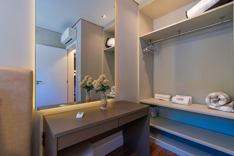 Rosa Apartamento Olympic 105B